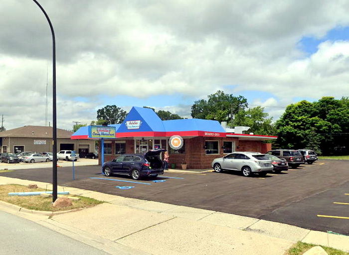 Dog n Suds (DogNSuds, Dog-N-Suds) - Ann Arbor - 3075 Packard Rd (newer photo)